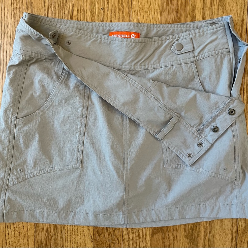 Merrell 3 in 1 convertible skirt and shorts.